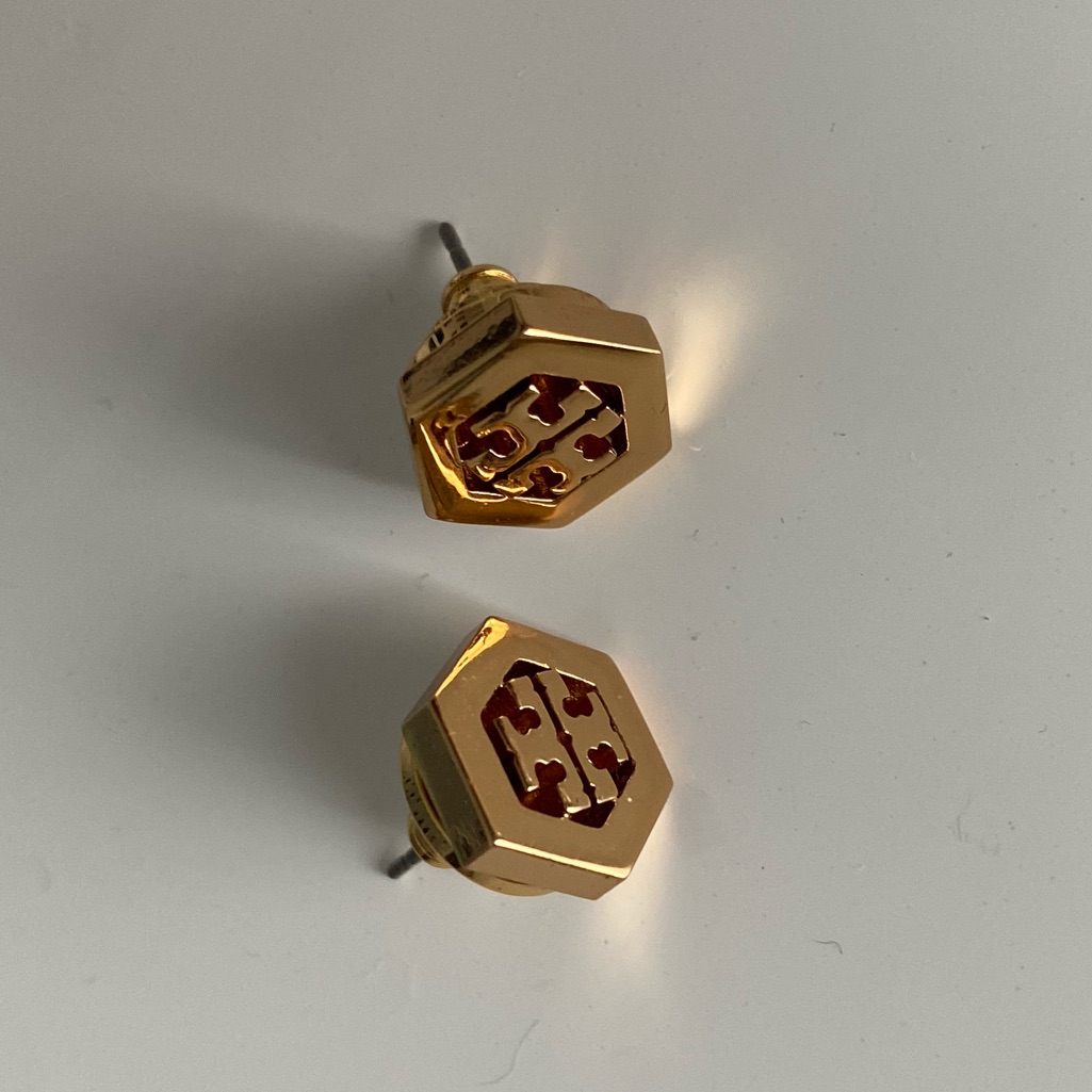 Cutest - Tory Burch Studs 70$